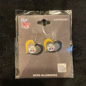 Pittsburgh Steelers heart earrings